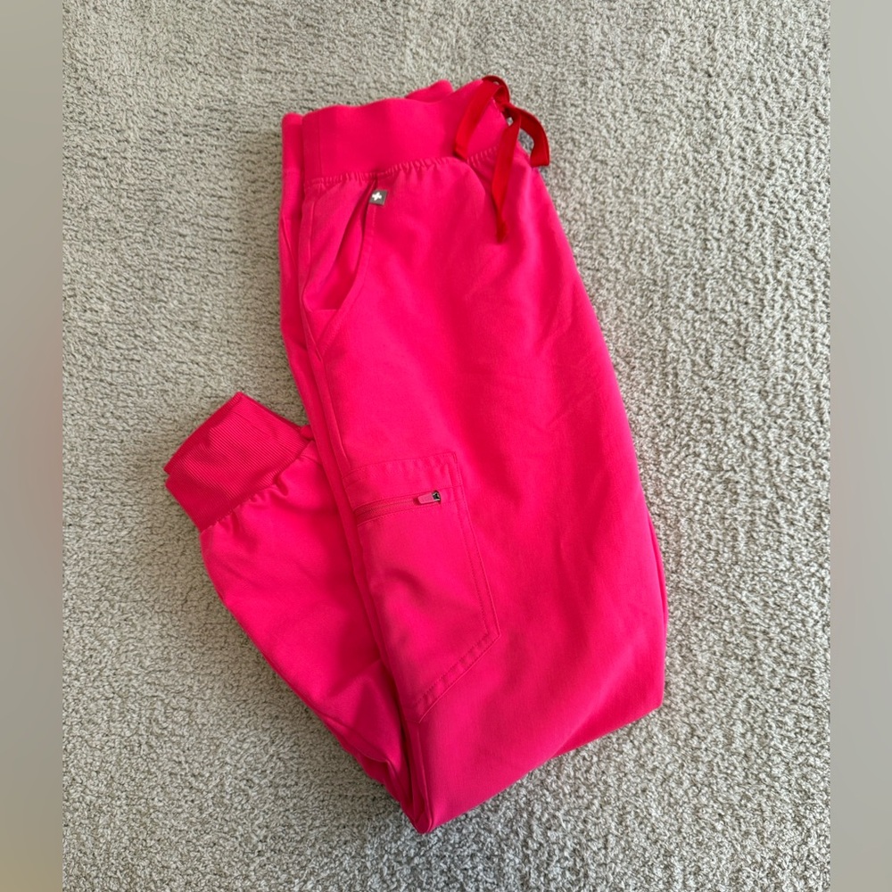 Figs Zamora Joggers Shocking Pink XXSP